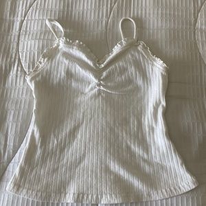 White noddle strap top